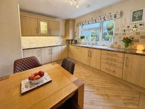 Photo 14- click for photo gallery